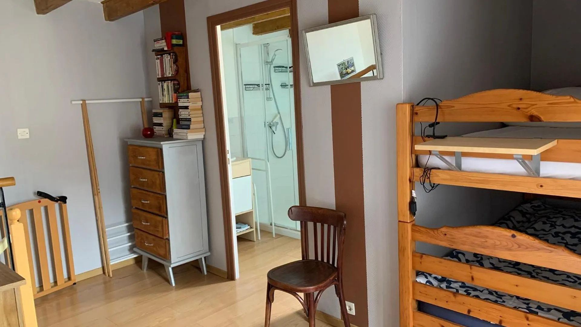 Gite Chez Charlot Chanaz Hébergement de vacances